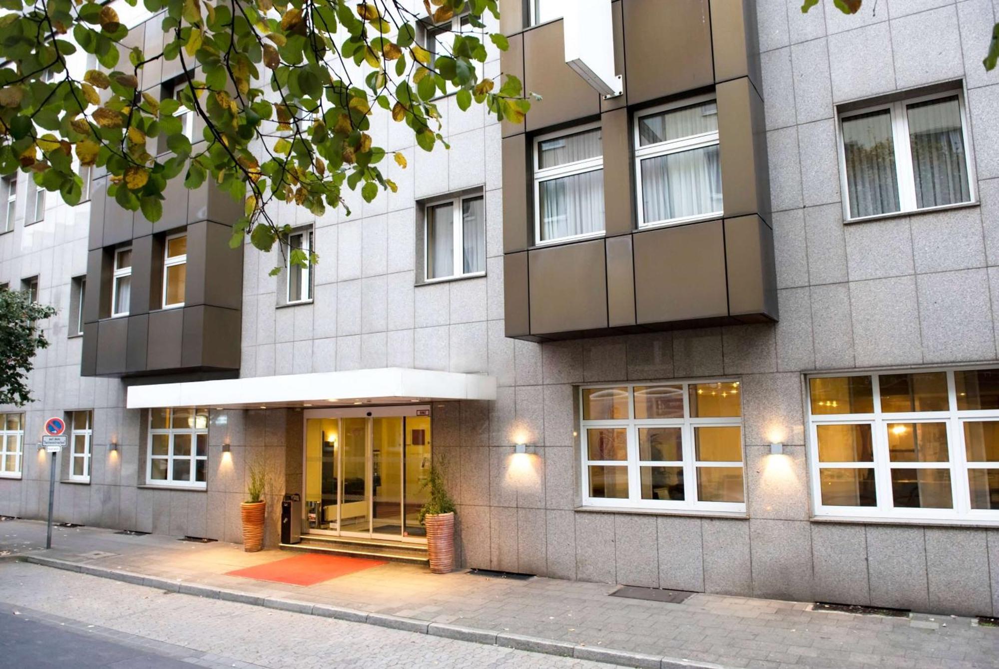 Wyndham Garden Duesseldorf City Centre Koenigsallee — Photos 3